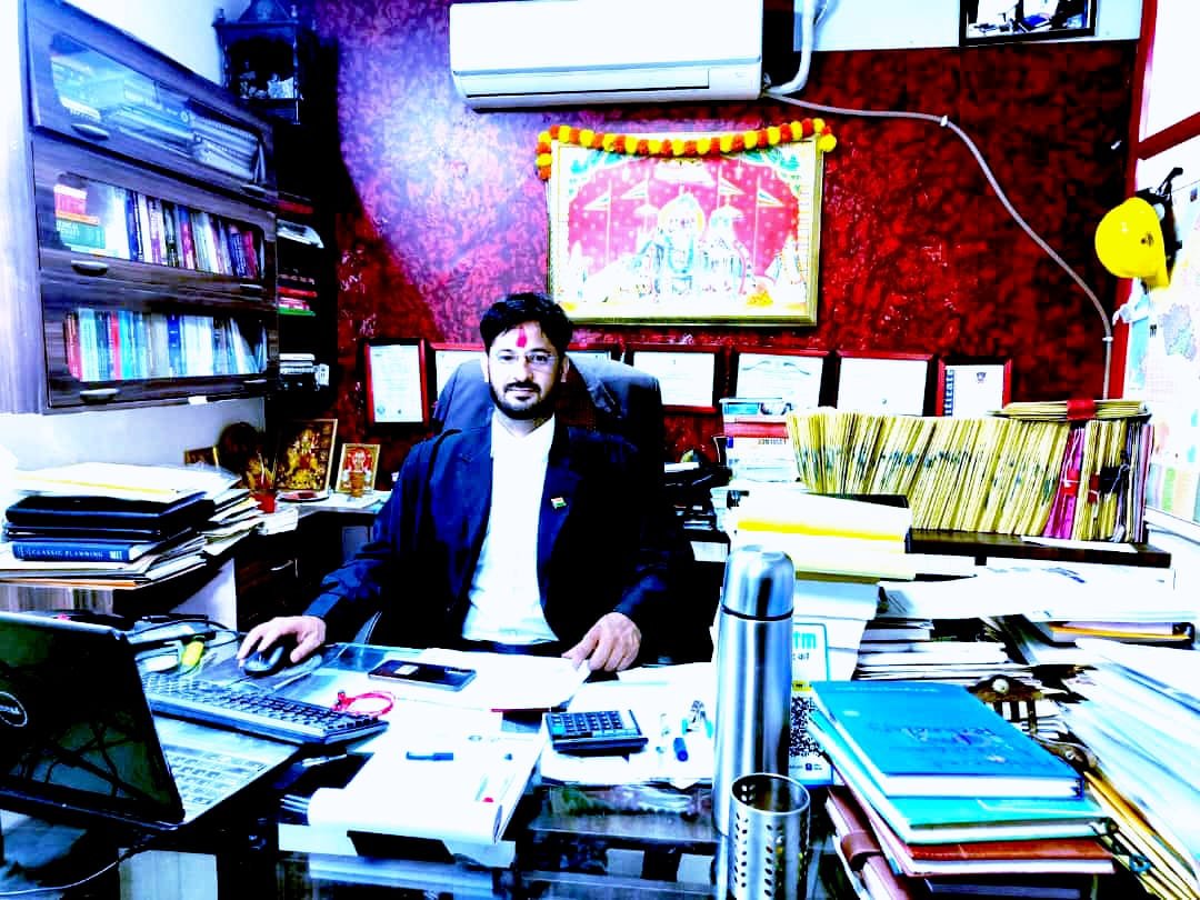 Top and  best advocate Prakash Chand Sharma In Jaipur